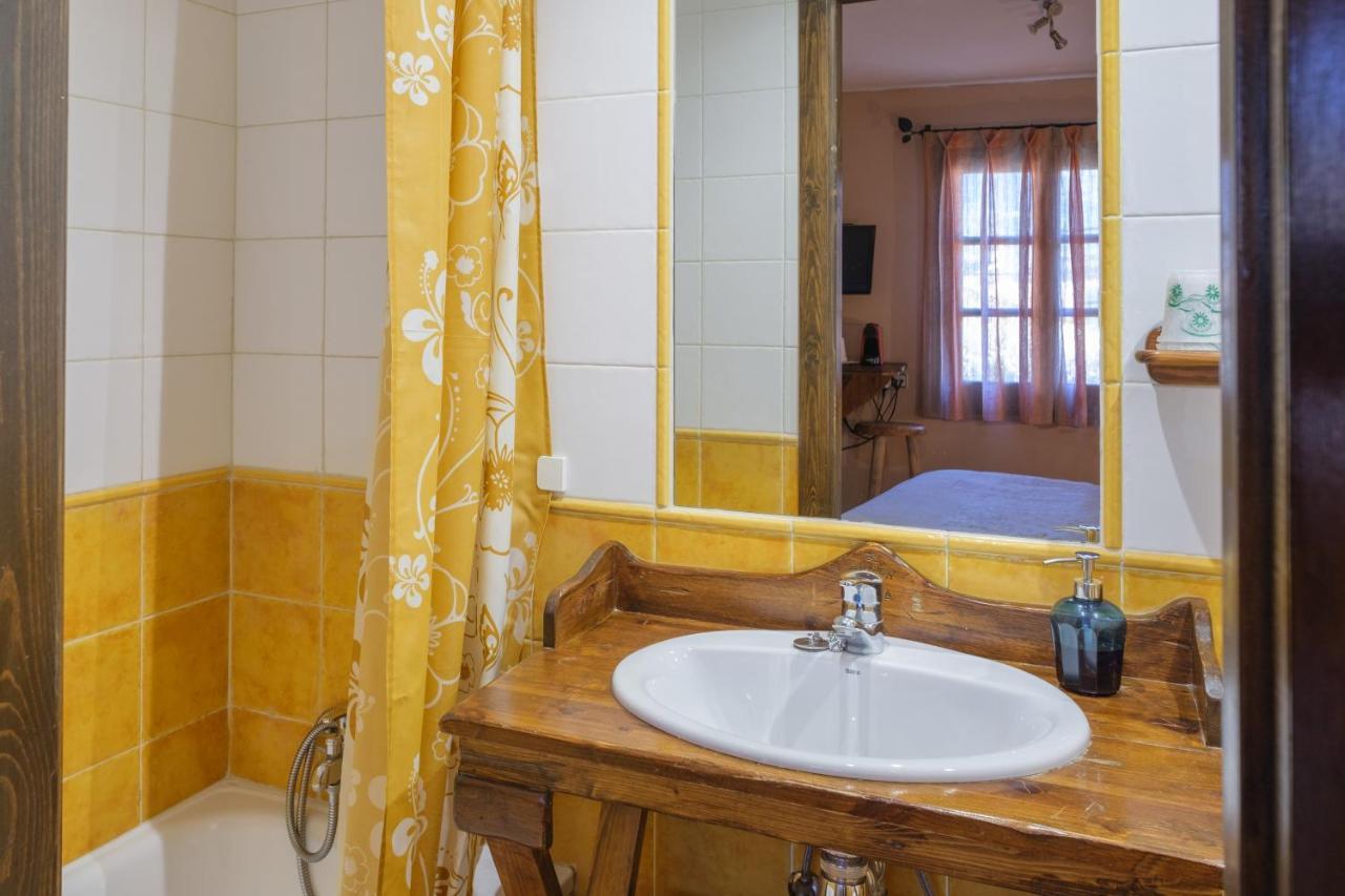 El Rincon De Andrea Habitaciones Biescas  Ngoại thất bức ảnh